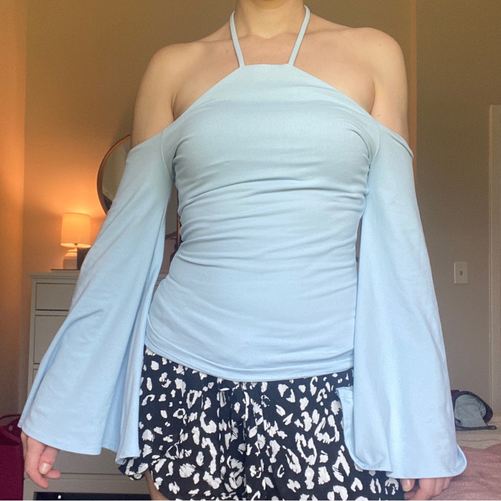 NWOT Susana Monaco Off the Shoulder Bell Sleeve Halter Top baby blue, size Small